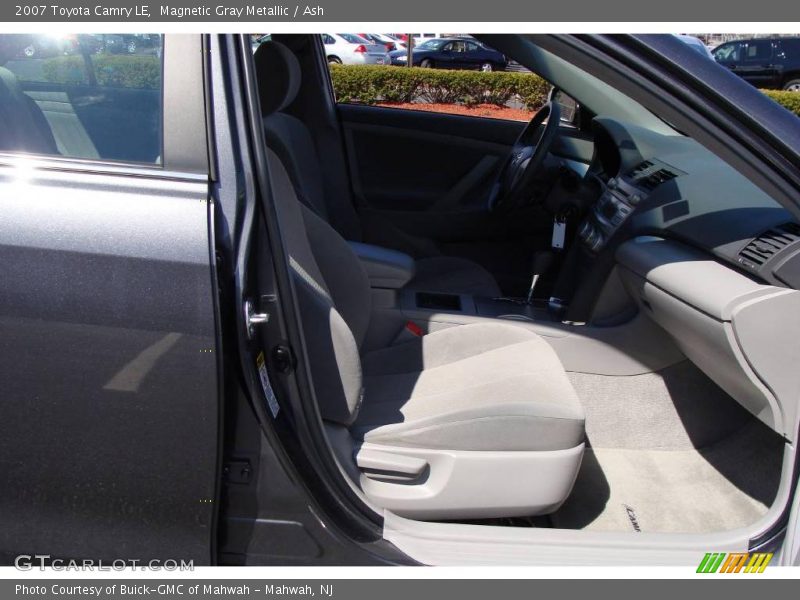 Magnetic Gray Metallic / Ash 2007 Toyota Camry LE