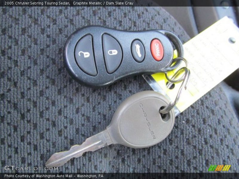 Graphite Metallic / Dark Slate Gray 2005 Chrysler Sebring Touring Sedan