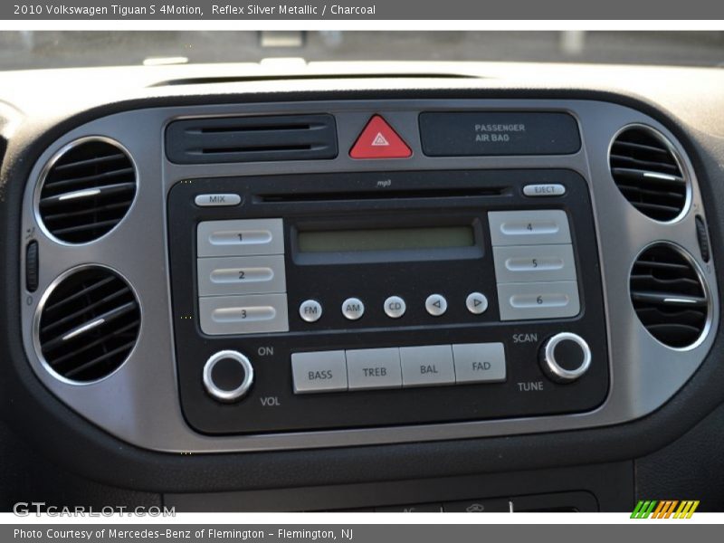 Reflex Silver Metallic / Charcoal 2010 Volkswagen Tiguan S 4Motion