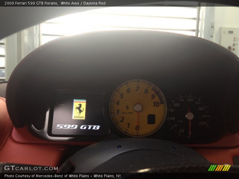  2009 599 GTB Fiorano   Gauges