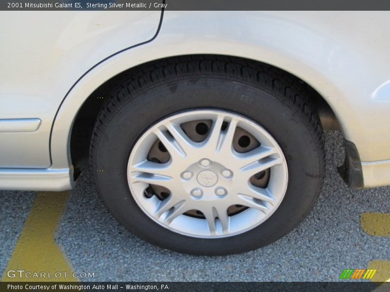 Sterling Silver Metallic / Gray 2001 Mitsubishi Galant ES