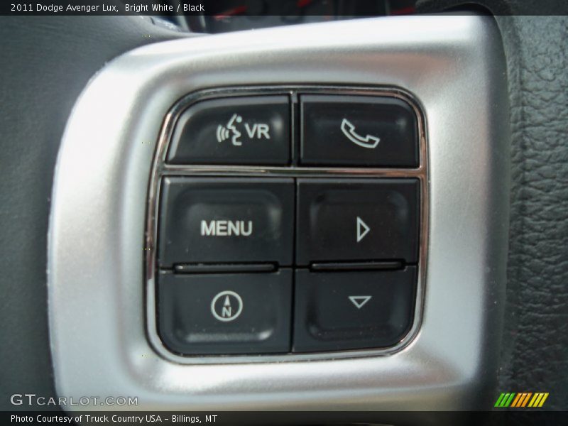 Bright White / Black 2011 Dodge Avenger Lux