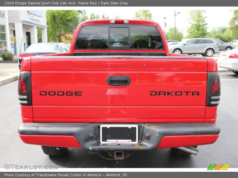 Flame Red / Dark Slate Gray 2004 Dodge Dakota Sport Club Cab 4x4