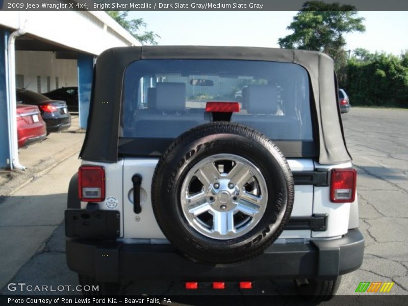 Bright Silver Metallic / Dark Slate Gray/Medium Slate Gray 2009 Jeep Wrangler X 4x4