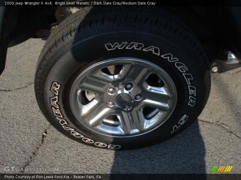 Bright Silver Metallic / Dark Slate Gray/Medium Slate Gray 2009 Jeep Wrangler X 4x4