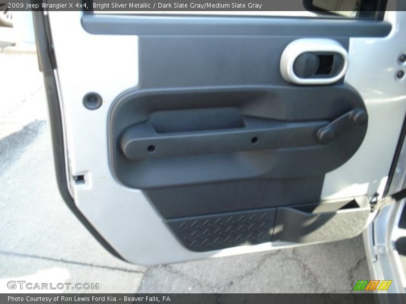 Bright Silver Metallic / Dark Slate Gray/Medium Slate Gray 2009 Jeep Wrangler X 4x4