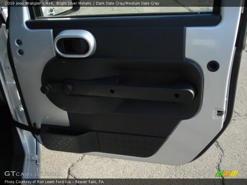 Bright Silver Metallic / Dark Slate Gray/Medium Slate Gray 2009 Jeep Wrangler X 4x4