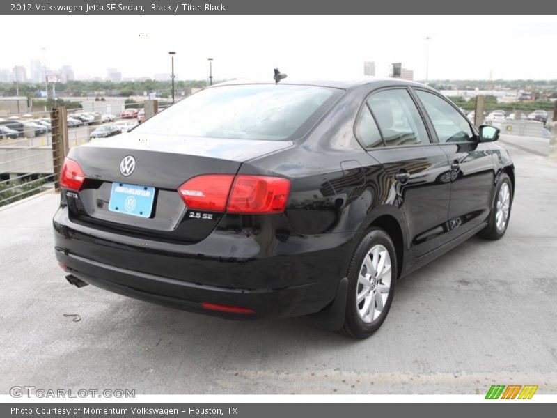 Black / Titan Black 2012 Volkswagen Jetta SE Sedan