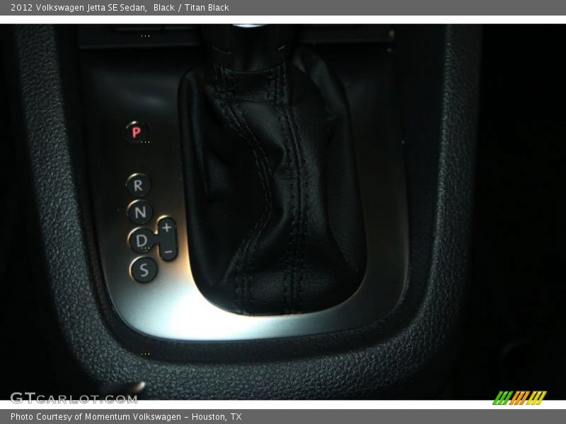 Black / Titan Black 2012 Volkswagen Jetta SE Sedan