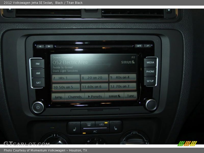 Black / Titan Black 2012 Volkswagen Jetta SE Sedan