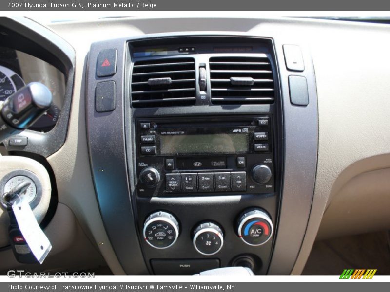 Platinum Metallic / Beige 2007 Hyundai Tucson GLS