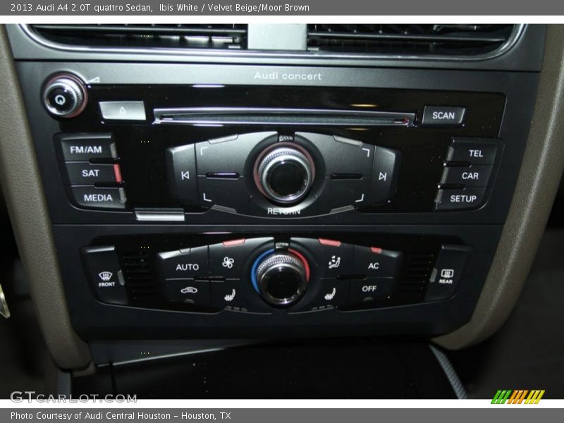 Controls of 2013 A4 2.0T quattro Sedan