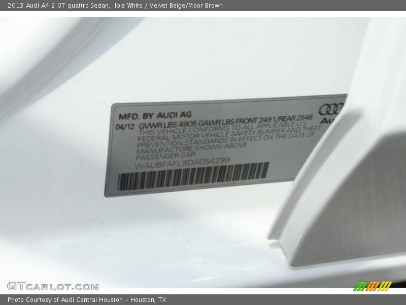 Ibis White / Velvet Beige/Moor Brown 2013 Audi A4 2.0T quattro Sedan