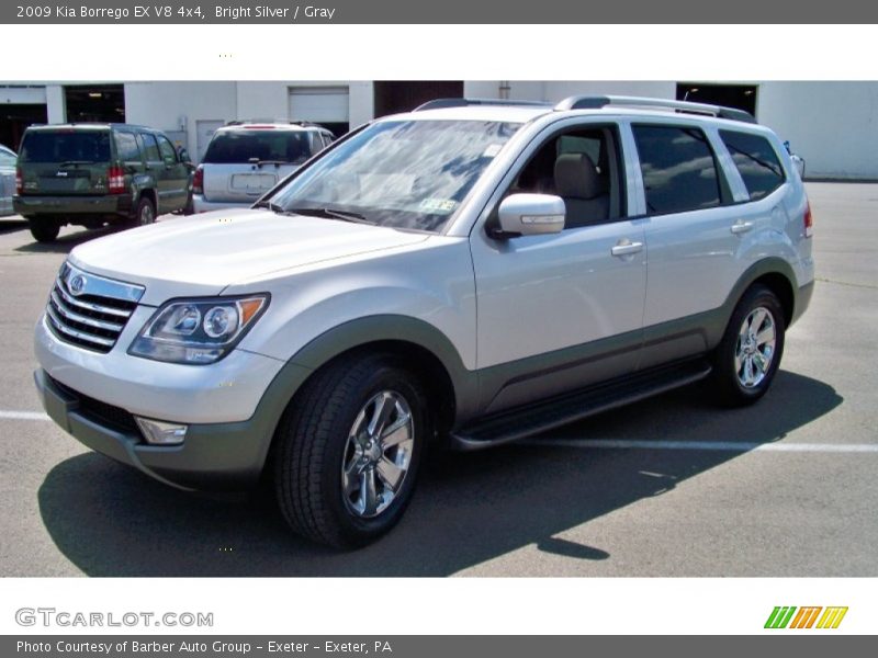 Bright Silver / Gray 2009 Kia Borrego EX V8 4x4