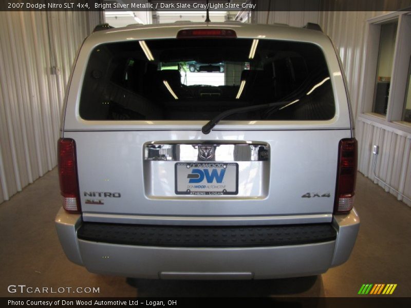 Bright Silver Metallic / Dark Slate Gray/Light Slate Gray 2007 Dodge Nitro SLT 4x4