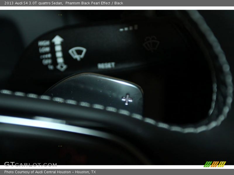 Phantom Black Pearl Effect / Black 2013 Audi S4 3.0T quattro Sedan