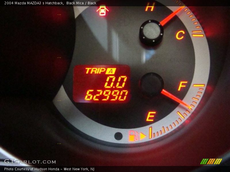 Black Mica / Black 2004 Mazda MAZDA3 s Hatchback