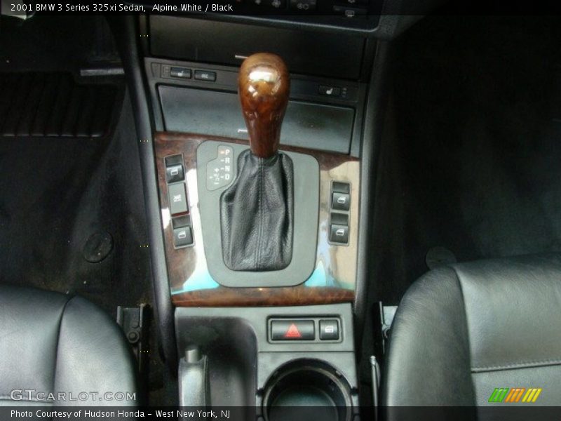 Alpine White / Black 2001 BMW 3 Series 325xi Sedan