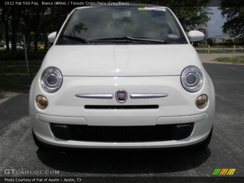 Bianco (White) / Tessuto Grigio/Nero (Grey/Black) 2012 Fiat 500 Pop