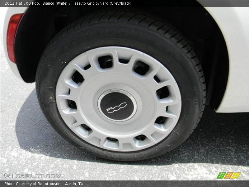 Bianco (White) / Tessuto Grigio/Nero (Grey/Black) 2012 Fiat 500 Pop