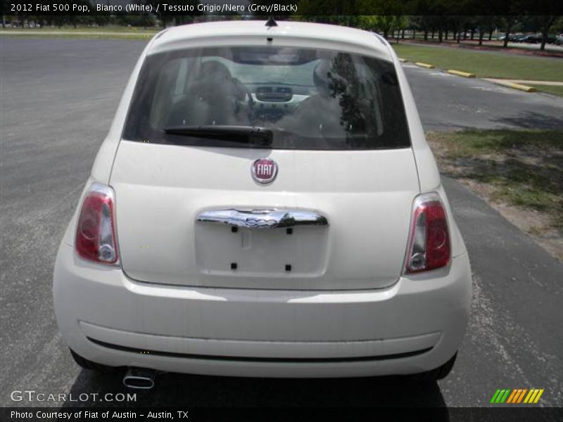 Bianco (White) / Tessuto Grigio/Nero (Grey/Black) 2012 Fiat 500 Pop