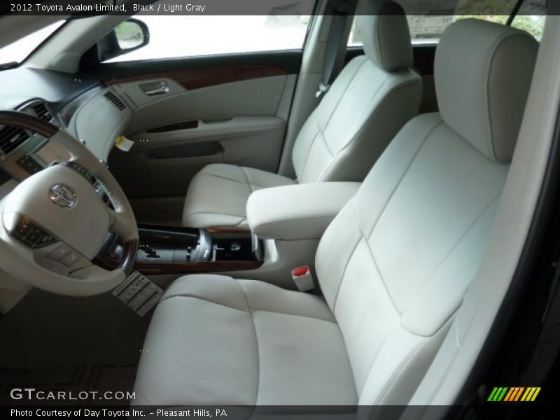 Black / Light Gray 2012 Toyota Avalon Limited