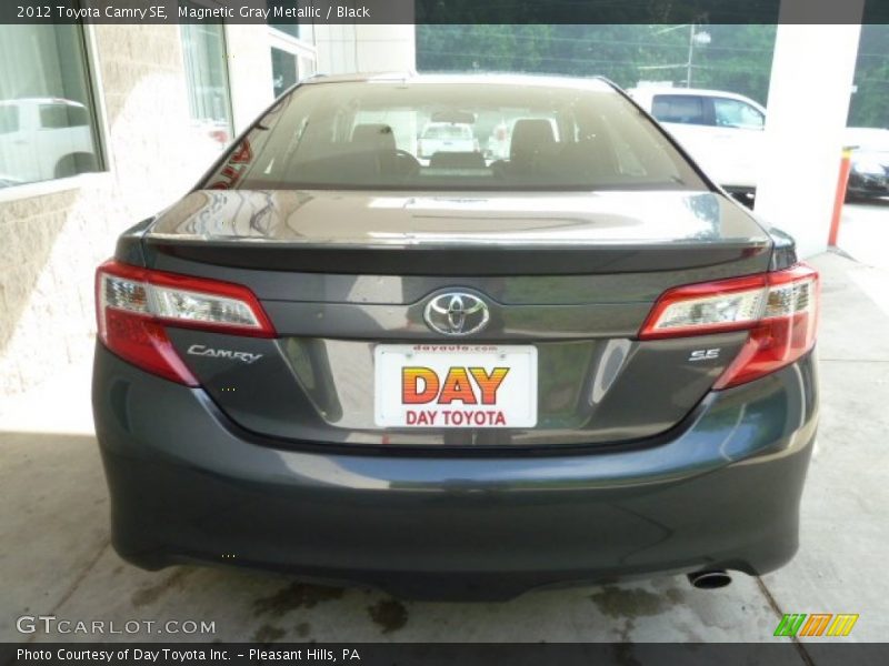 Magnetic Gray Metallic / Black 2012 Toyota Camry SE