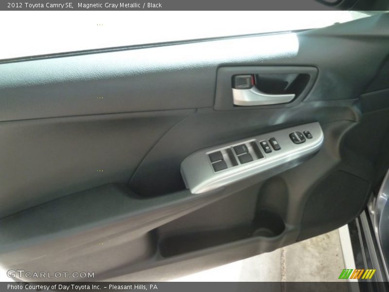Magnetic Gray Metallic / Black 2012 Toyota Camry SE