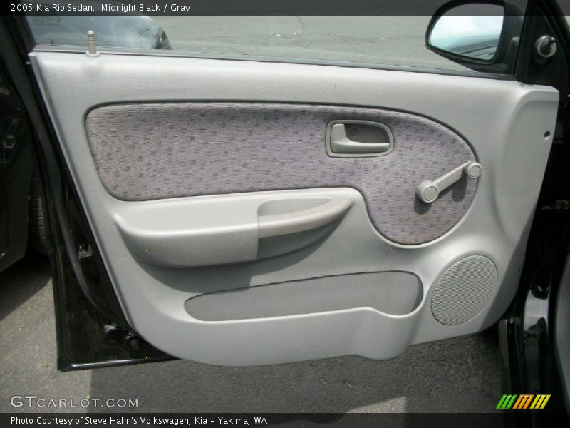 Midnight Black / Gray 2005 Kia Rio Sedan