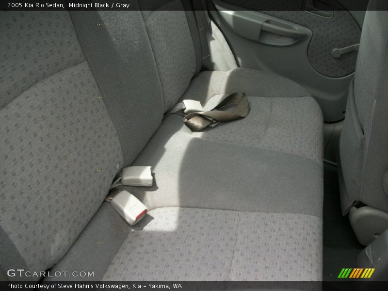 Midnight Black / Gray 2005 Kia Rio Sedan
