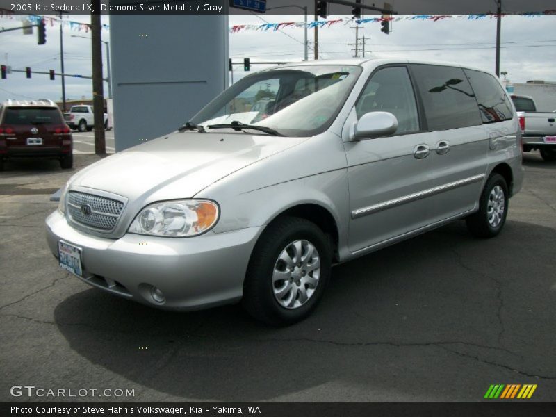 Diamond Silver Metallic / Gray 2005 Kia Sedona LX