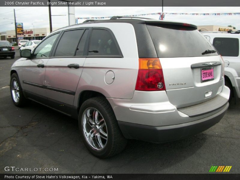 Bright Silver Metallic / Light Taupe 2006 Chrysler Pacifica