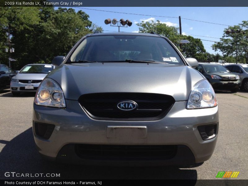 Titanium Gray / Beige 2009 Kia Rondo LX