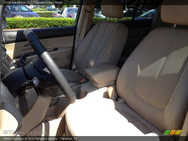 Titanium Gray / Beige 2009 Kia Rondo LX