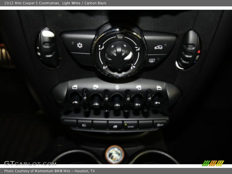 Light White / Carbon Black 2012 Mini Cooper S Countryman