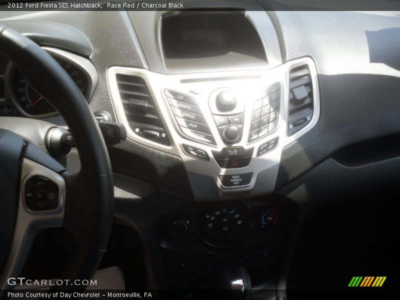 Race Red / Charcoal Black 2012 Ford Fiesta SES Hatchback