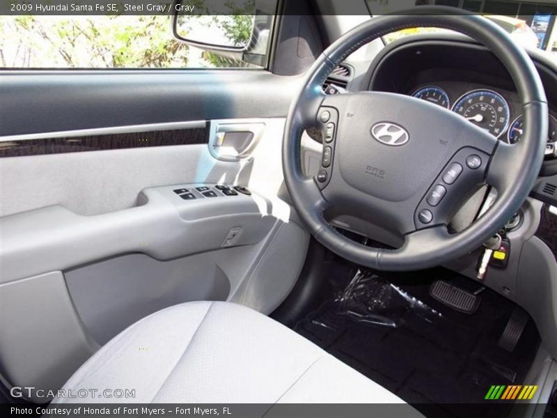 Steel Gray / Gray 2009 Hyundai Santa Fe SE