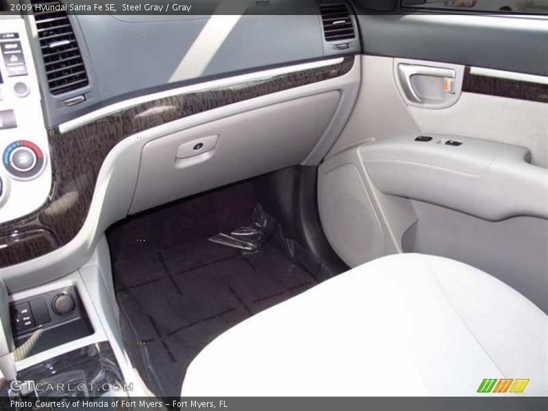 Steel Gray / Gray 2009 Hyundai Santa Fe SE