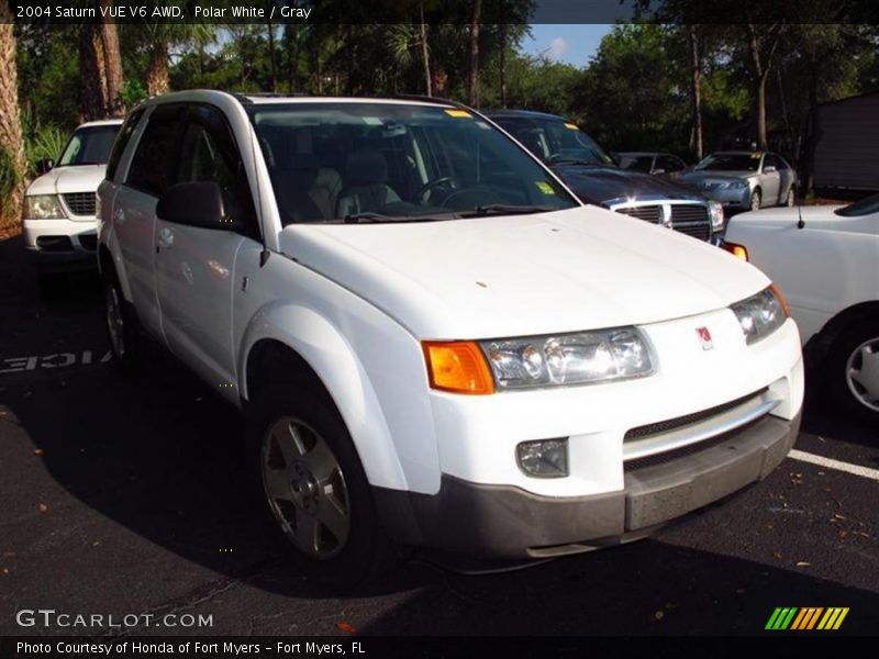 Polar White / Gray 2004 Saturn VUE V6 AWD