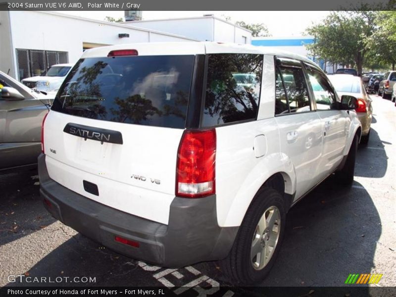 Polar White / Gray 2004 Saturn VUE V6 AWD