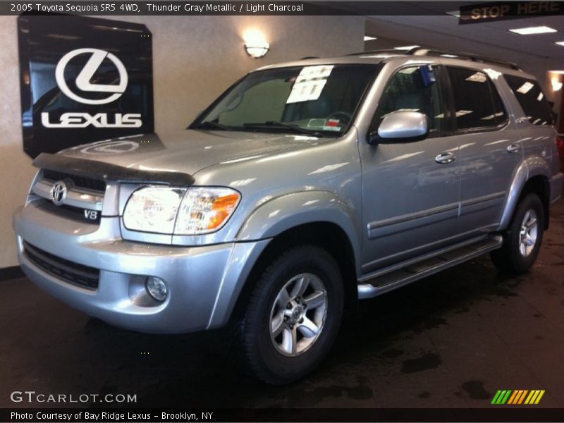 Thunder Gray Metallic / Light Charcoal 2005 Toyota Sequoia SR5 4WD