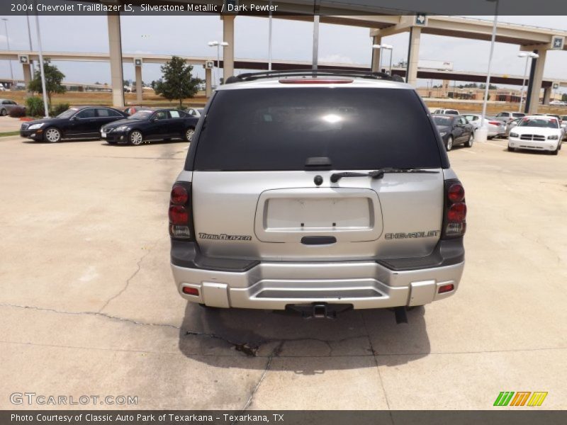 Silverstone Metallic / Dark Pewter 2004 Chevrolet TrailBlazer LS