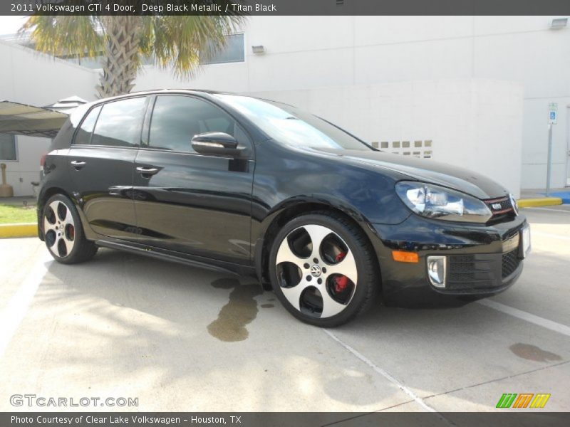 Deep Black Metallic / Titan Black 2011 Volkswagen GTI 4 Door