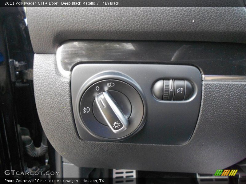 Deep Black Metallic / Titan Black 2011 Volkswagen GTI 4 Door