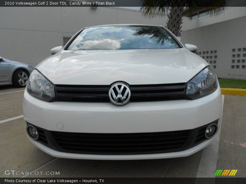 Candy White / Titan Black 2010 Volkswagen Golf 2 Door TDI