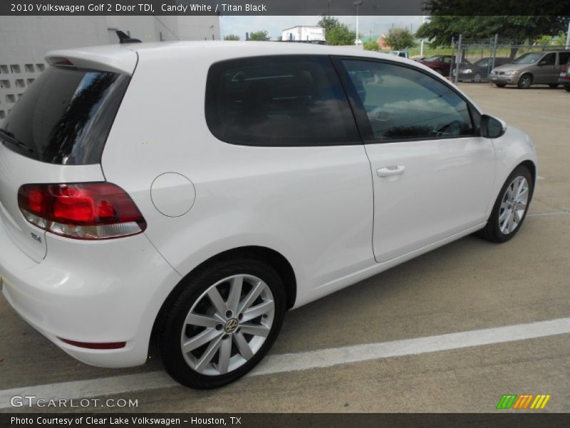 Candy White / Titan Black 2010 Volkswagen Golf 2 Door TDI