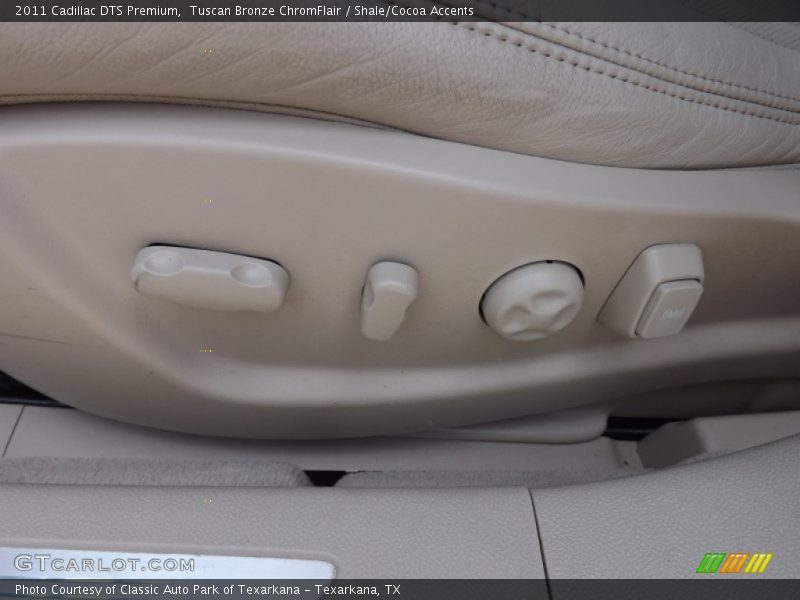 Tuscan Bronze ChromFlair / Shale/Cocoa Accents 2011 Cadillac DTS Premium