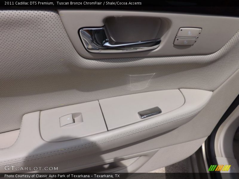Tuscan Bronze ChromFlair / Shale/Cocoa Accents 2011 Cadillac DTS Premium