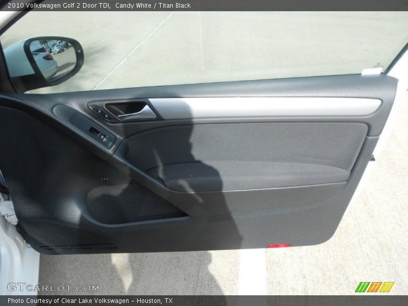 Candy White / Titan Black 2010 Volkswagen Golf 2 Door TDI