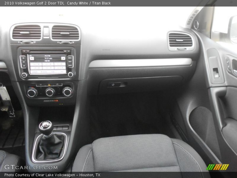 Candy White / Titan Black 2010 Volkswagen Golf 2 Door TDI